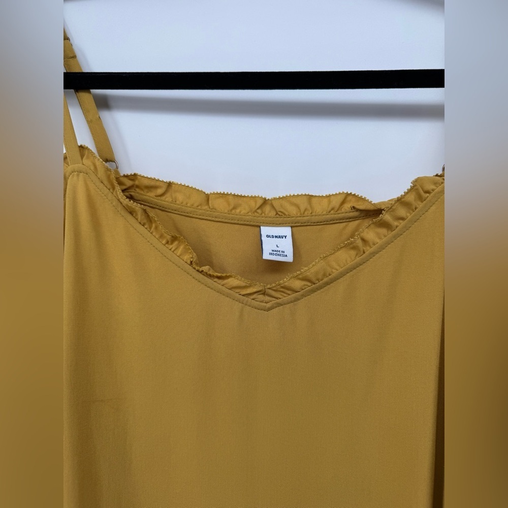NWT Old Navy Yellow Viscose Top Large - Picture 2 of 7
